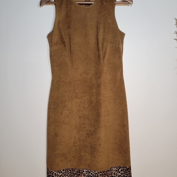 VINTAGE Daniel Laurent dress, matching zip-up blazer. Tan suede/leopard print - Picture 8 of 16
